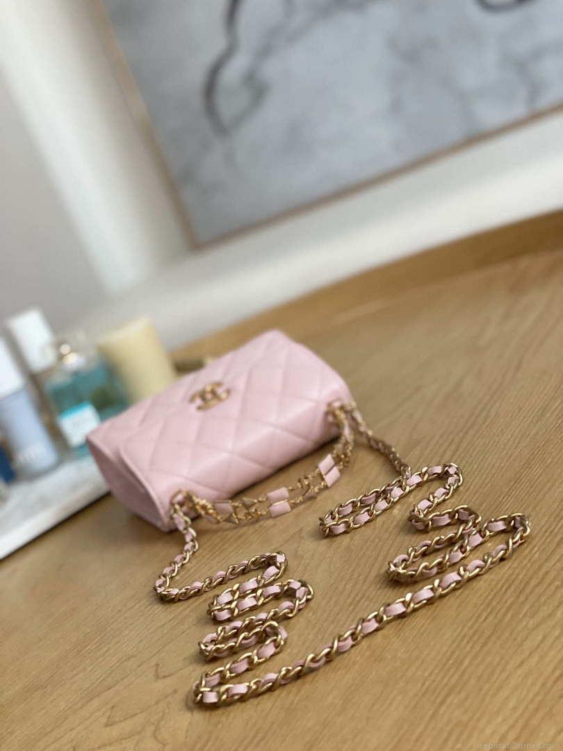 Chanel AP2944 Clutch with Chain Lambskin Light Pink