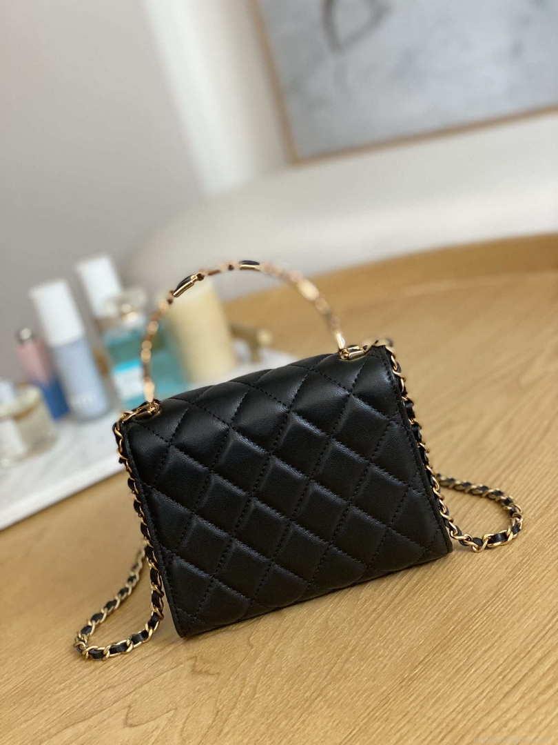 Chanel AP2944 Clutch with Chain Lambskin Black