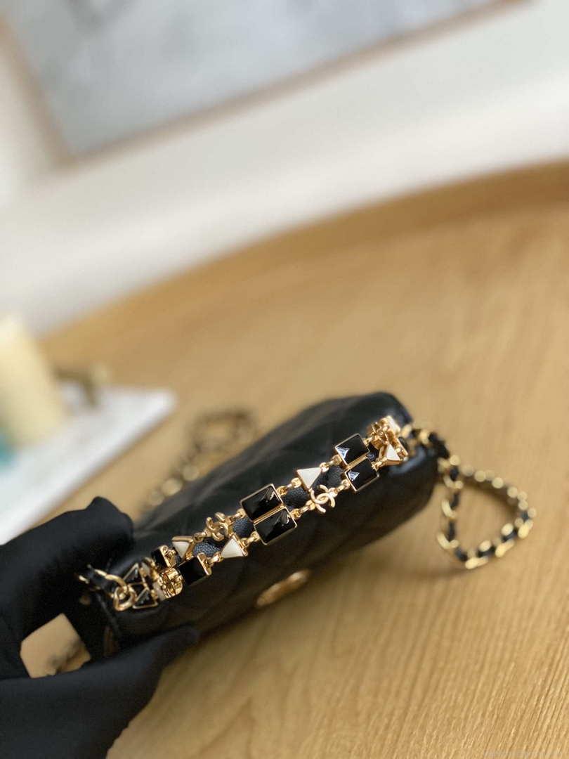Chanel AP2944 Clutch with Chain Lambskin Black