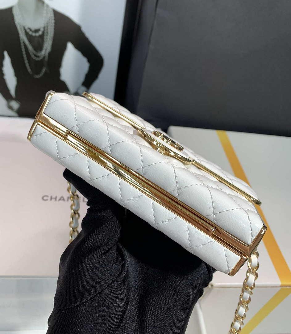Chanel AS3308 Small Evening Bag 22A Limited Edition White Lambskin Gold