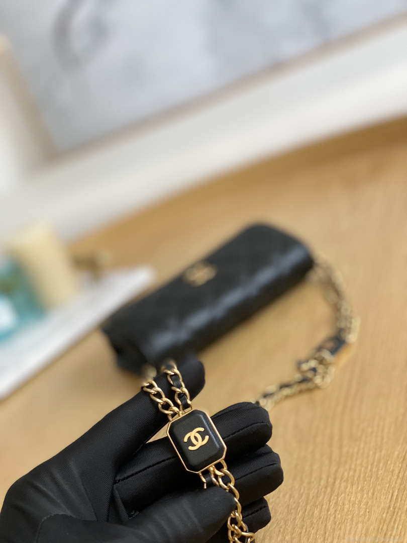 Chanel A68098 Mini Flap Bag Lambskin Onyx Small Square Stewardess Bag Black