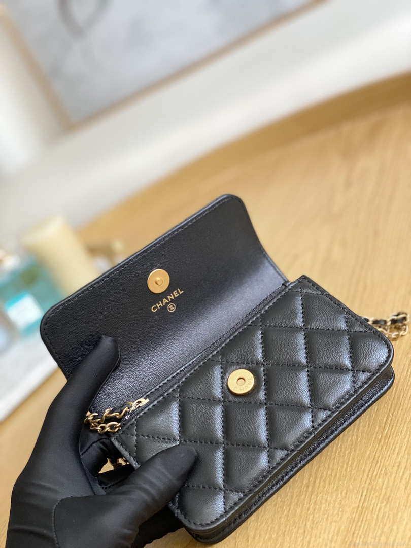 Chanel A68098 Mini Flap Bag Lambskin Onyx Small Square Stewardess Bag Black