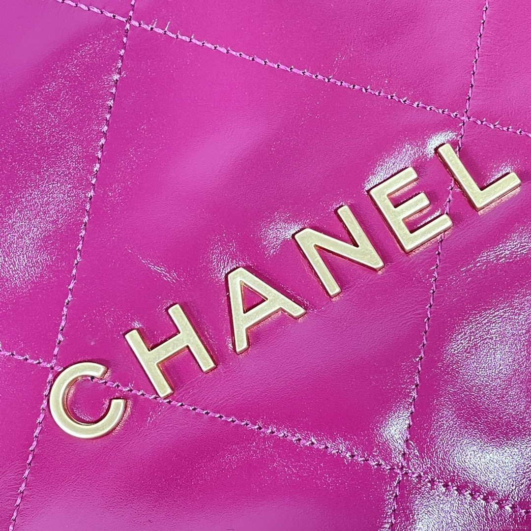 Chanel 22 Large Handbag Shiny Calfskin AS3262 Rose Red