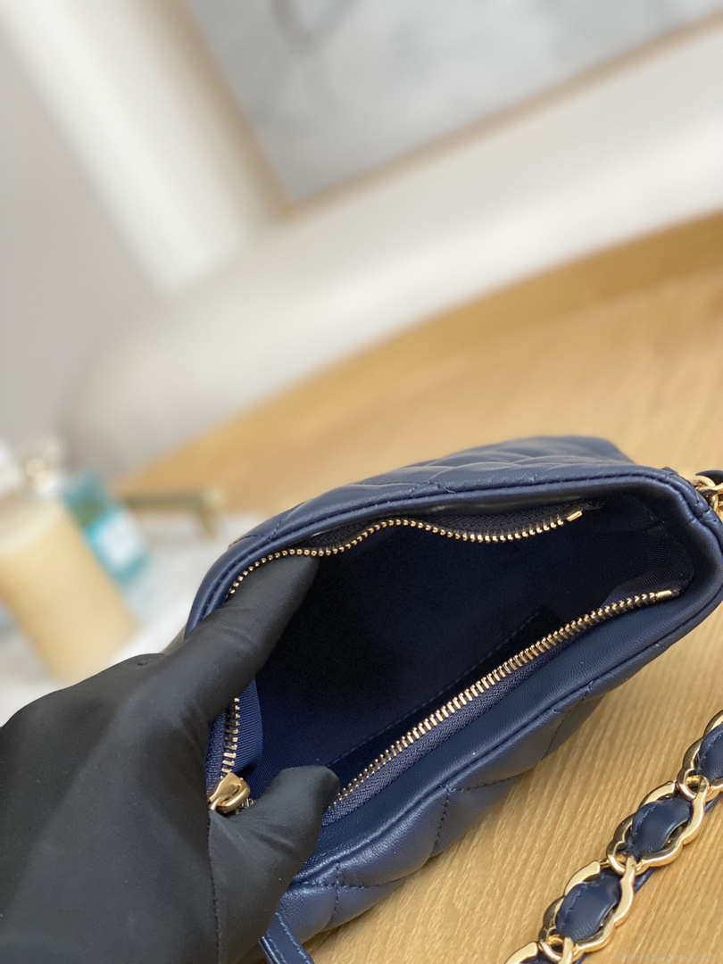 Chanel AS3562 Hobo Handbag Lambskin Navy blue