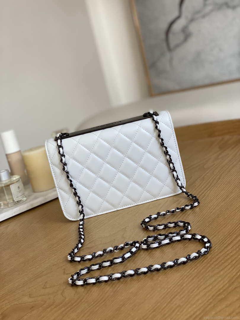 Chanel A88632 WOC 19 Chain Wallet Bag White Lambskin with black havdware