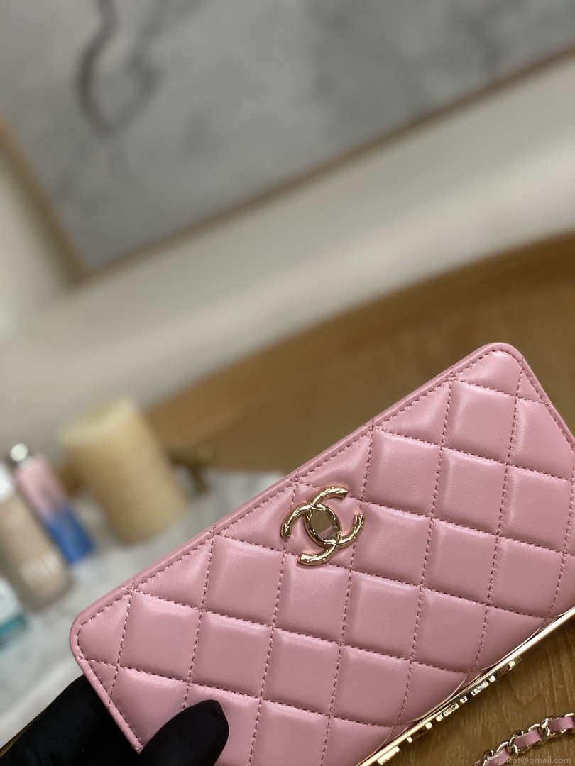 Chanel A88632 WOC 19 Chain Wallet Bag Pink Lambskin Gold