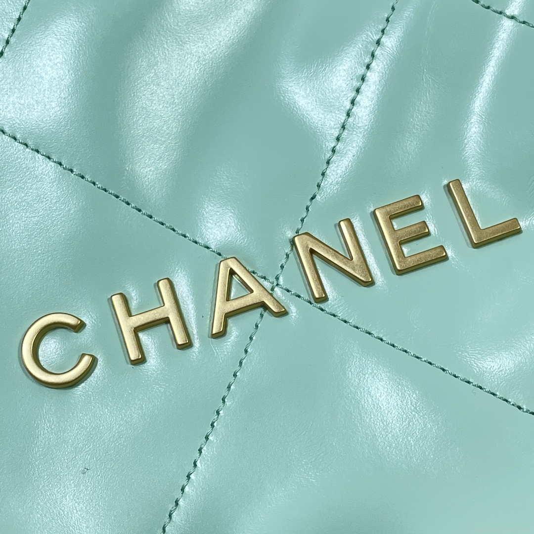 Chanel 22 Small Handbag Shiny Calfskin AS3260 Mint Green