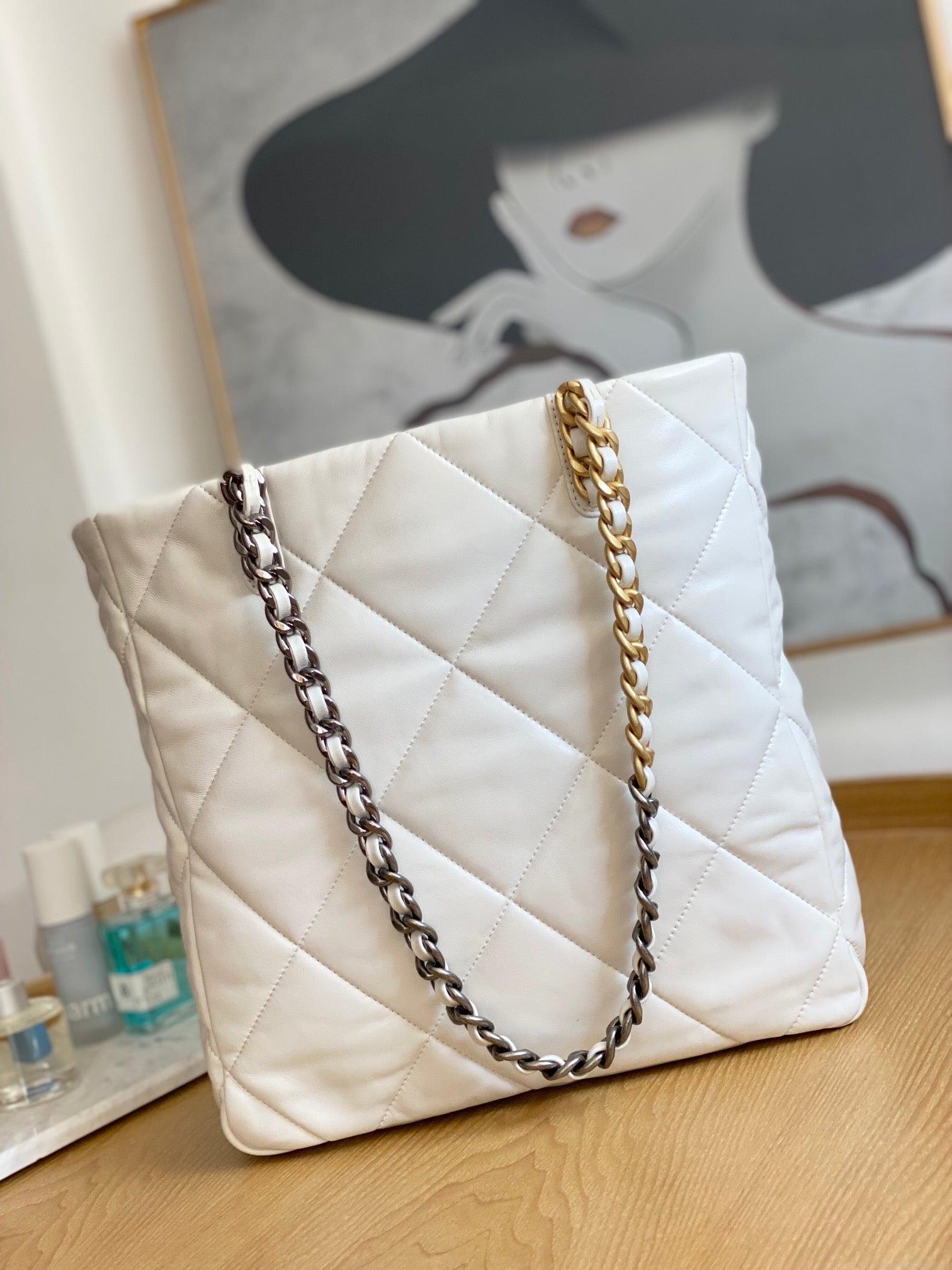 Chanel AS3519 CHANEL19 Shopping Bag Shiny Lambskin White