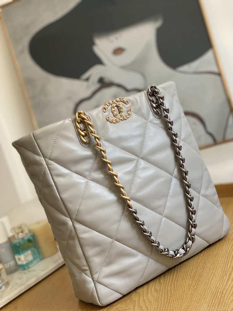 Chanel AS3519 CHANEL19 Shopping Bag Shiny Lambskin Gray