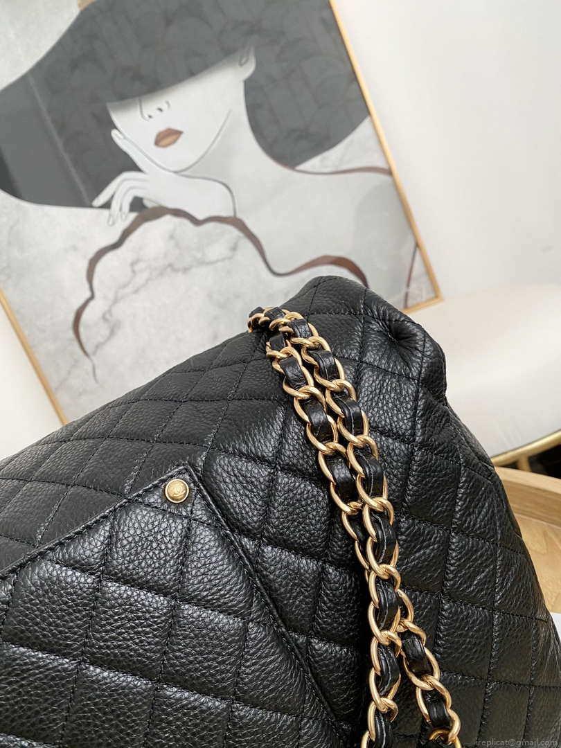 Chanel A91169 Flap Travel Bag Airport Series A94305 caviar calfskin Black Gold