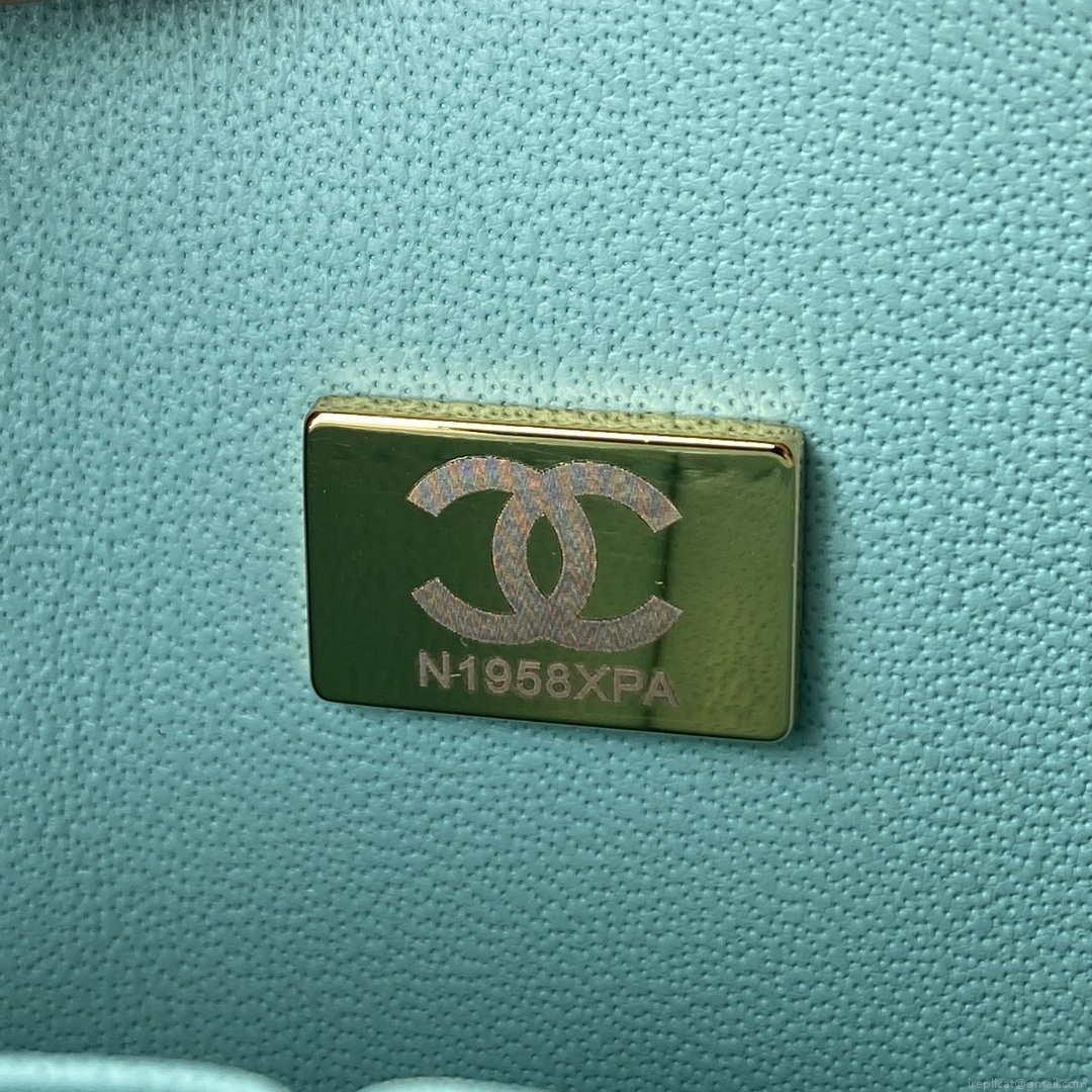 Chanel A01113 Flap Handbag Classic Bag Grained shiny Calfskin Lake Blue Gold