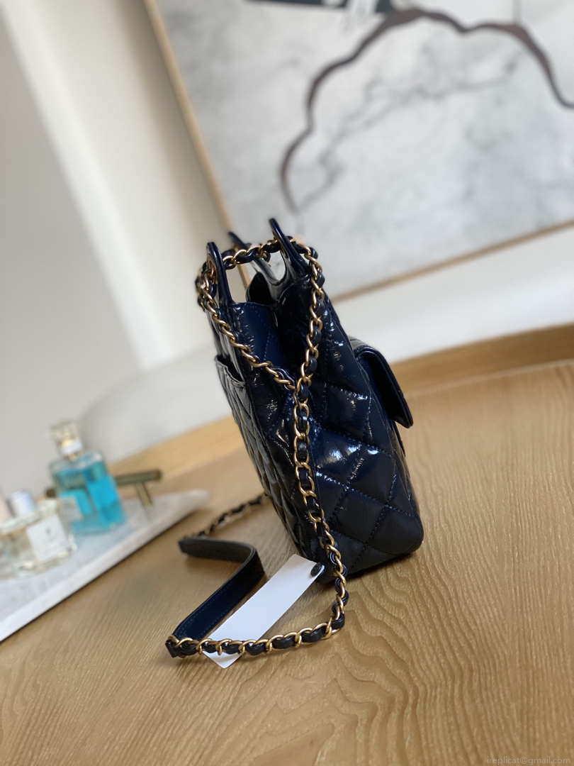 Chanel AS3690 Hobo Handbag Shiny Crumpled Calfskin & Gold-Tone Metal Navy blue