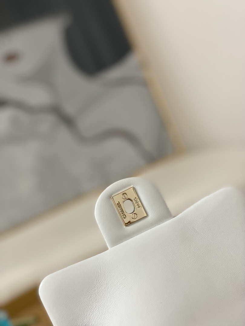 Chanel A35200 Mini Flap Bag 18cm Lambskin White 1115 With Ball