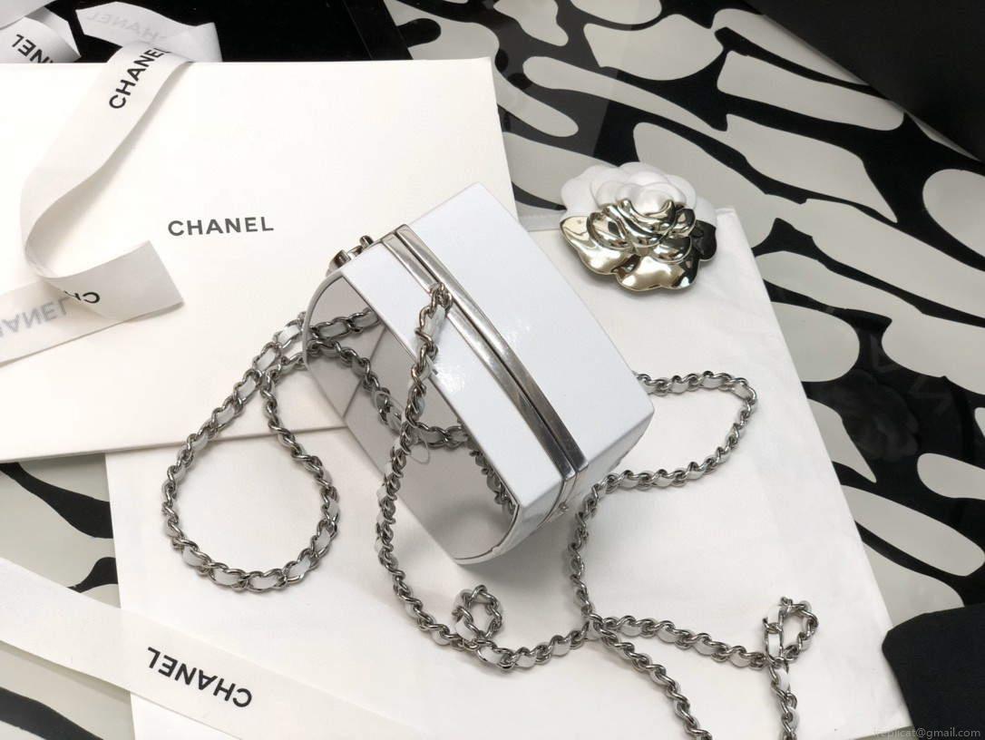 Chanel AP2398 Small Vanity Case Lambskin gold-tone metal White and Silver
