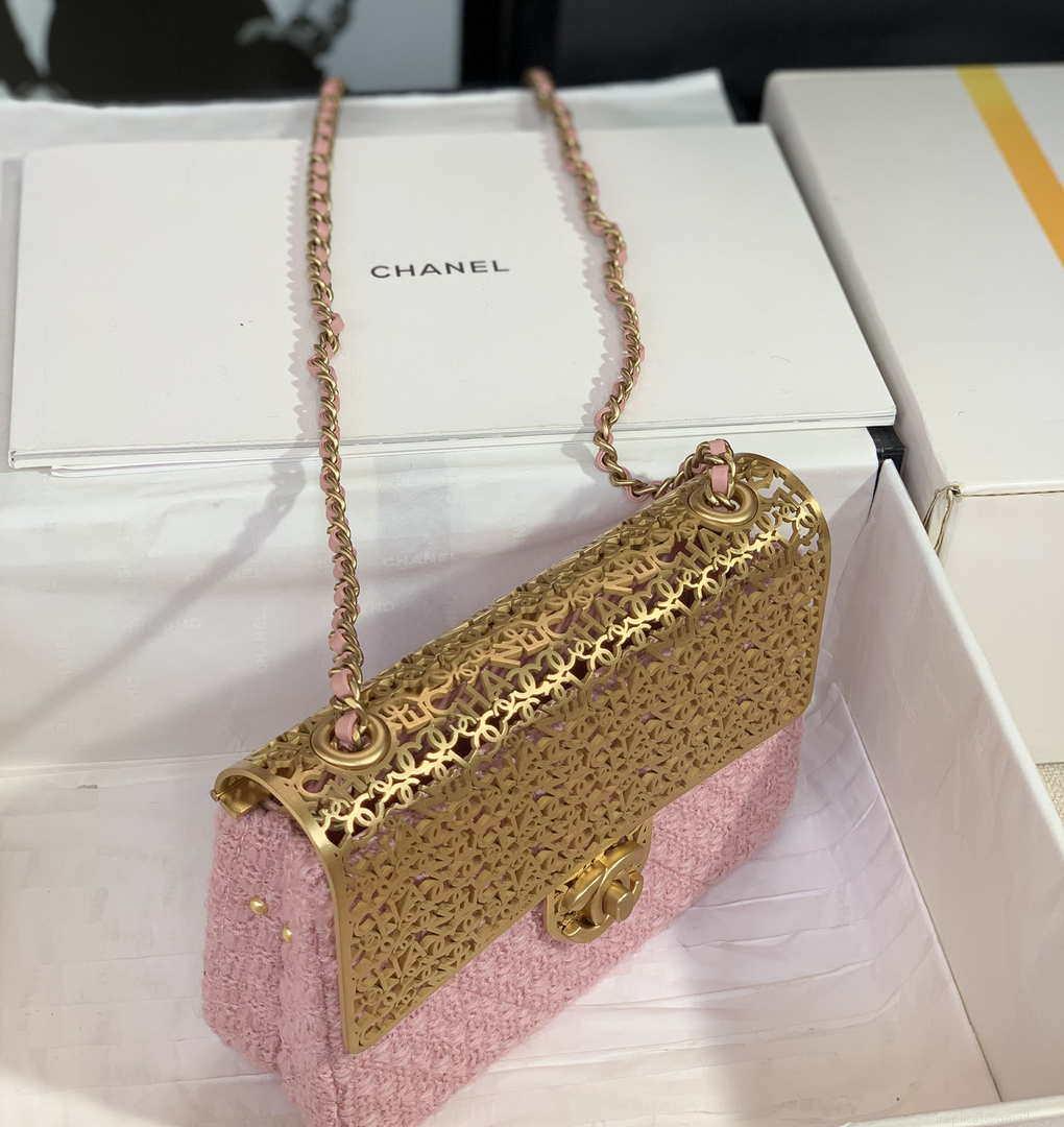 Chanel AS3526 Mini Evening Bag Wool Tweed & Gold-Tone Metal Light Pink