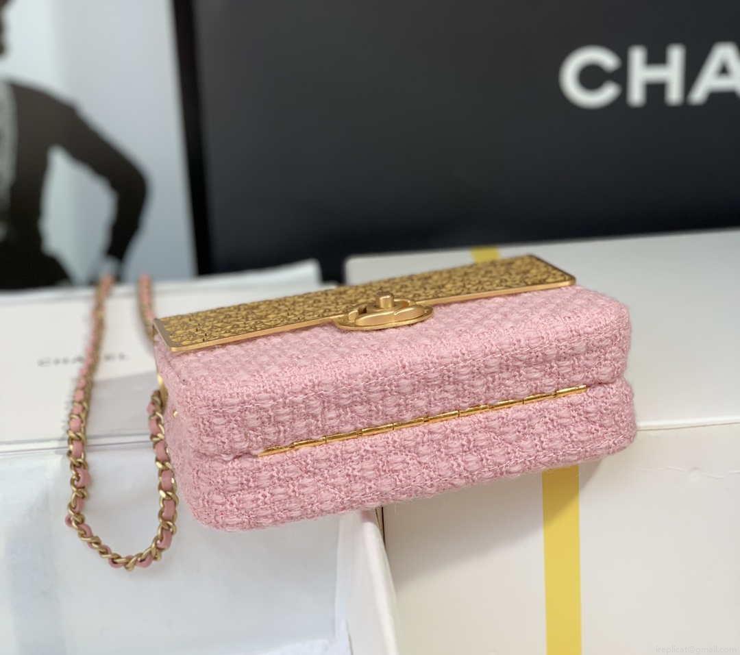 Chanel AS3526 Mini Evening Bag Wool Tweed & Gold-Tone Metal Light Pink
