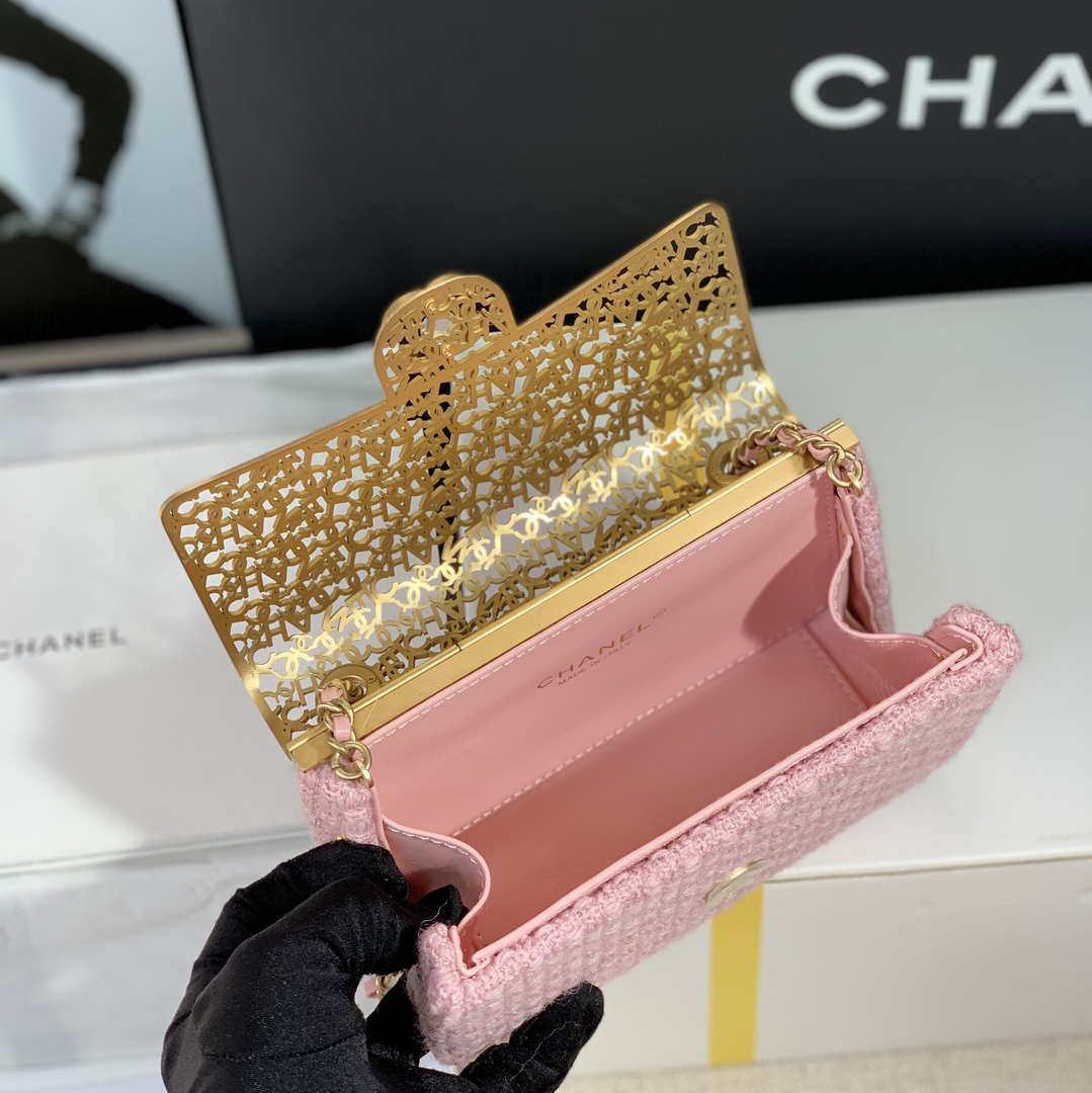 Chanel AS3526 Mini Evening Bag Wool Tweed & Gold-Tone Metal Light Pink