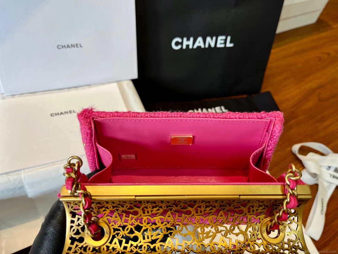 Chanel AS3526 Mini Evening Bag Wool Tweed & Gold-Tone Metal Rose Red