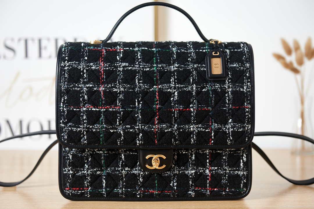 Chanel AS3662 LARGE BACKPACK Wool Tweed & Gold-Tone Metal Black