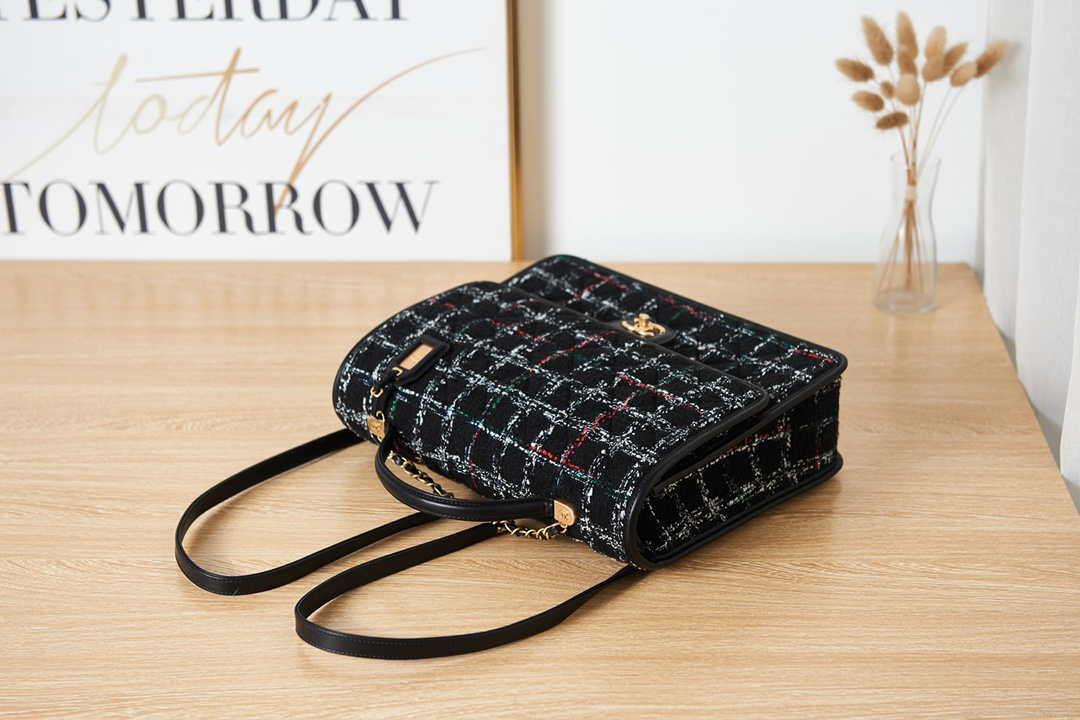Chanel AS3662 LARGE BACKPACK Wool Tweed & Gold-Tone Metal Black