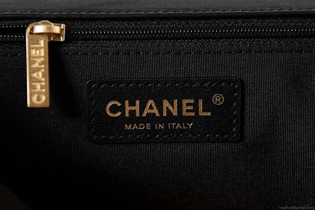 Chanel AS3662 LARGE BACKPACK Wool Tweed & Gold-Tone Metal Black