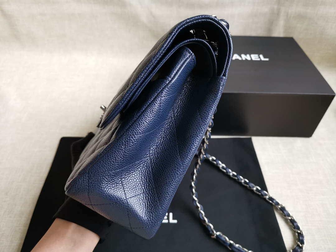 Chanel A58600 Large Classic Handbag Grained shiny Calfskin Navy Blue Sliver
