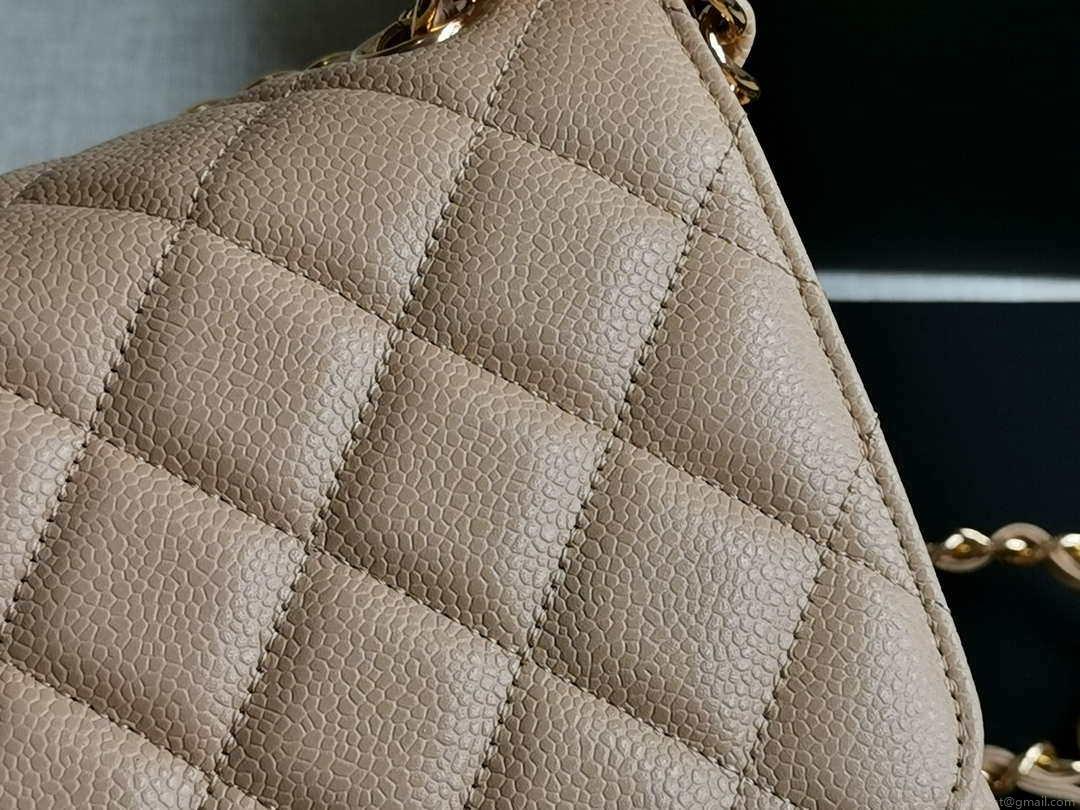 Chanel A58600 Large Classic Handbag Grained shiny Calfskin Apricot Gold