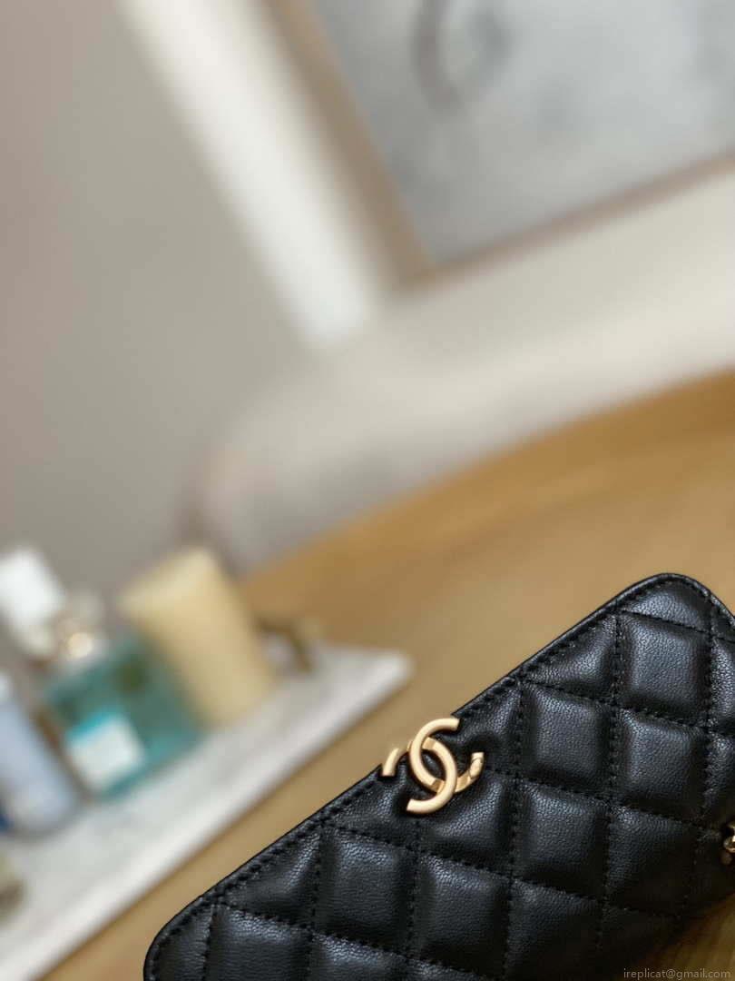 Chanel AP2946 Phone Holder Clutch with Chain Lambskin Black