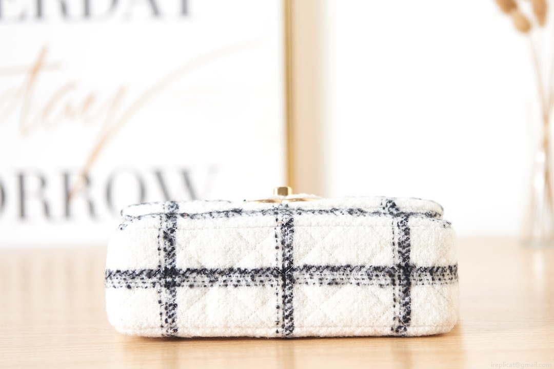 Chanel AS3611 Small Flap Bag Wool Tweed & Gold-Tone Metal White