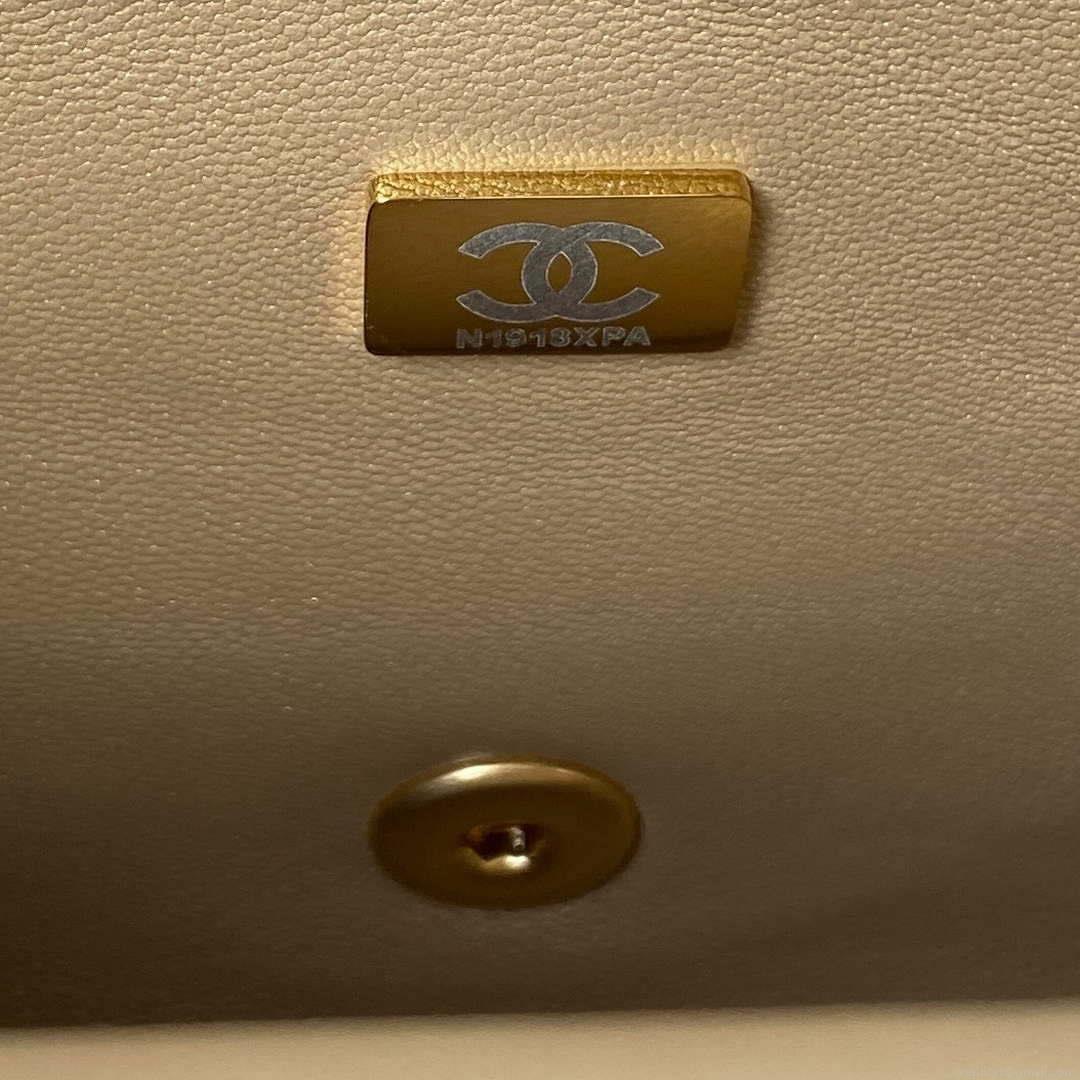 Chanel AS3921 Flap Chain Bag Gold Lambskin Gold