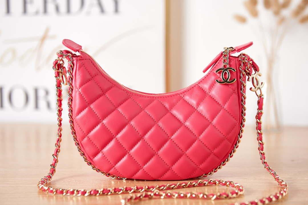 Chanel AS3917 Clutch With Chain Lambskin & Shiny Light Gold Metal Red