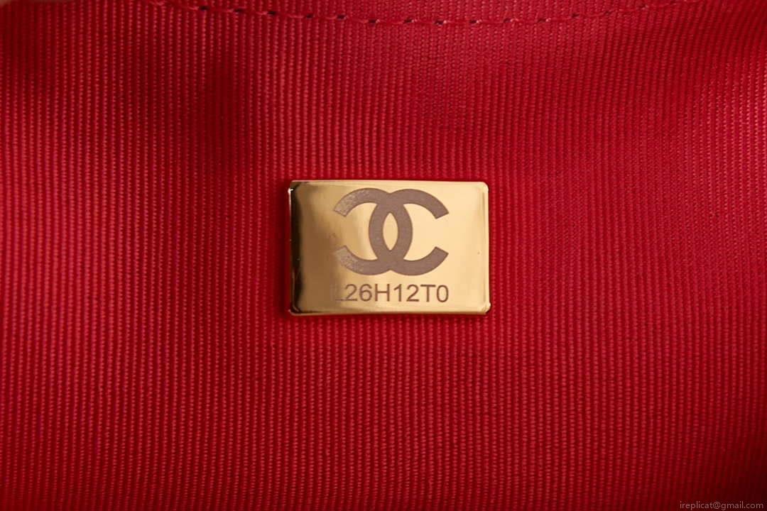 Chanel AS3917 Clutch With Chain Lambskin & Shiny Light Gold Metal Red