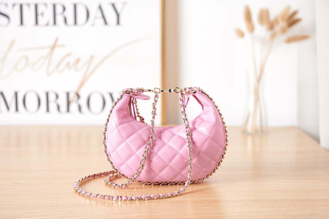 Chanel AS3917 Clutch With Chain Lambskin & Shiny Light Gold Metal Pink