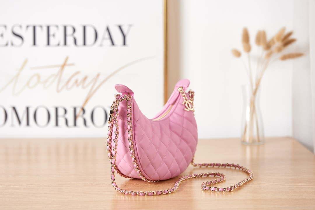 Chanel AS3917 Clutch With Chain Lambskin & Shiny Light Gold Metal Pink