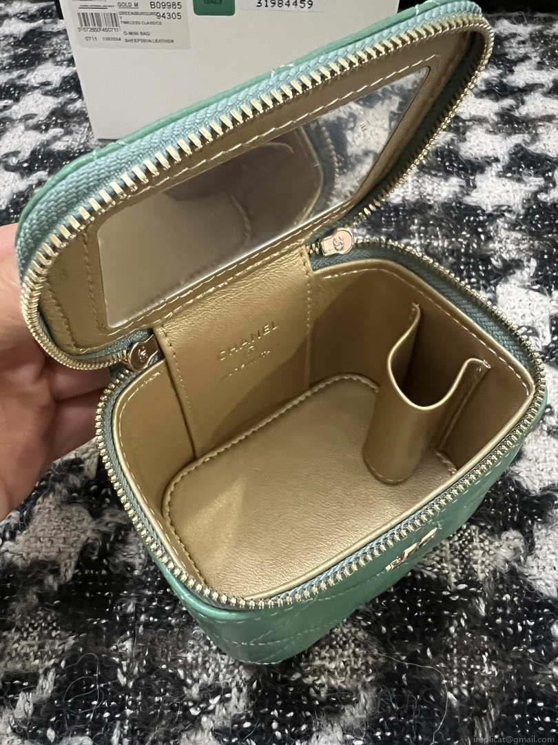 Chanel AP1447 Small Vanity With Chain Calfskin Green
