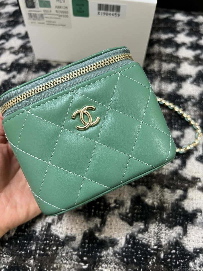Chanel AP1447 Small Vanity With Chain Calfskin Green