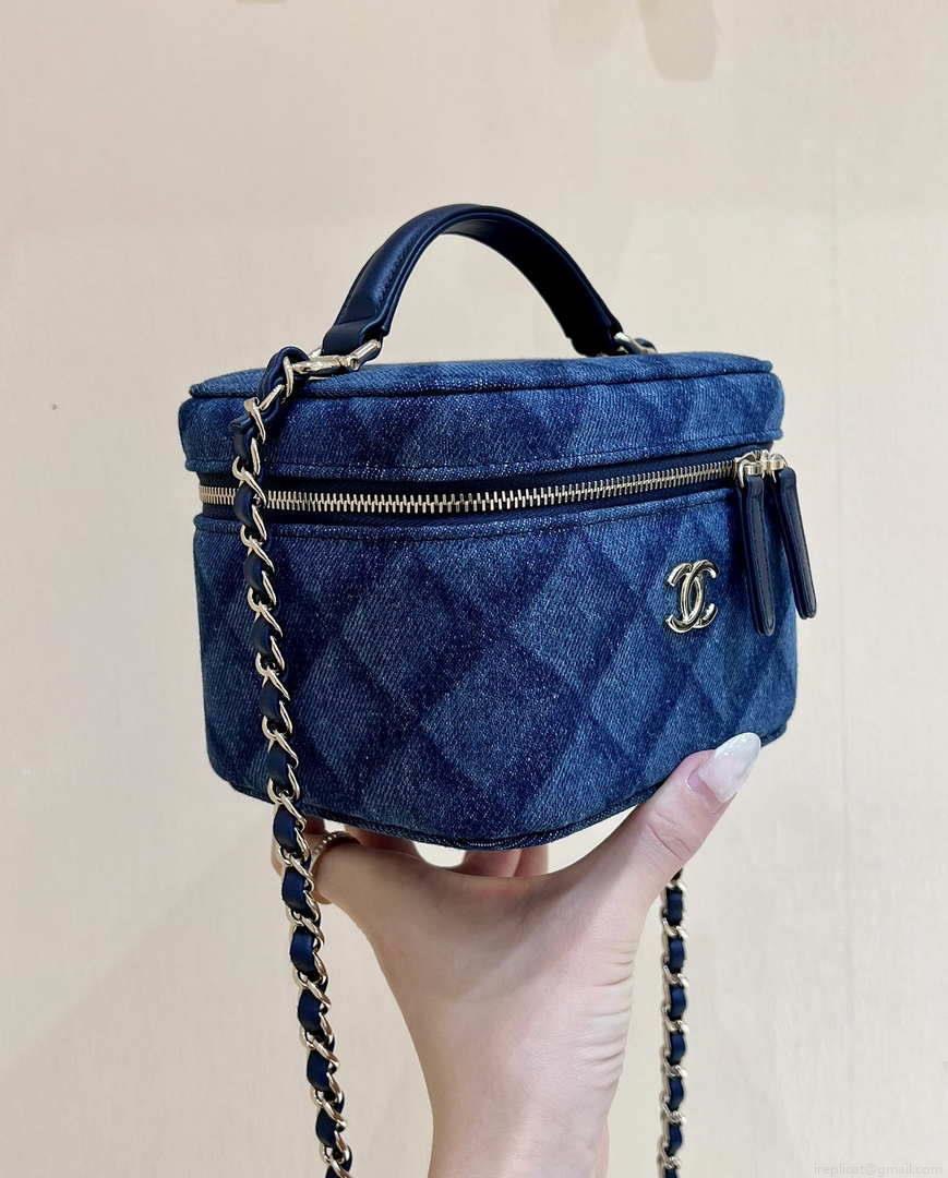 Chanel AP2718 Small Vanity With Chain Denim Blue