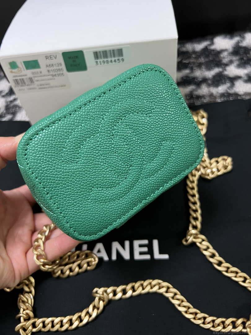 Chanel AP3203 Clutch With Chain Grained Calfskin Green