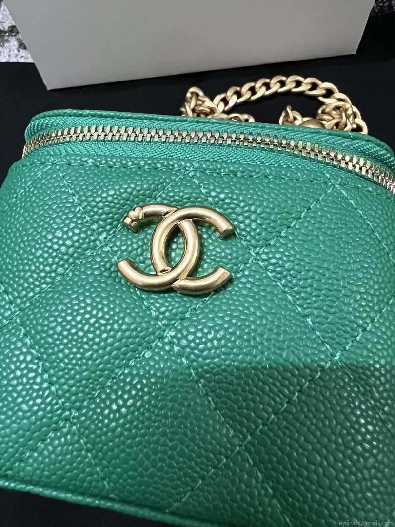 Chanel AP3203 Clutch With Chain Grained Calfskin Green