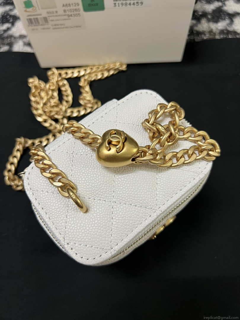 Chanel AP3203 Clutch With Chain Grained Calfskin White