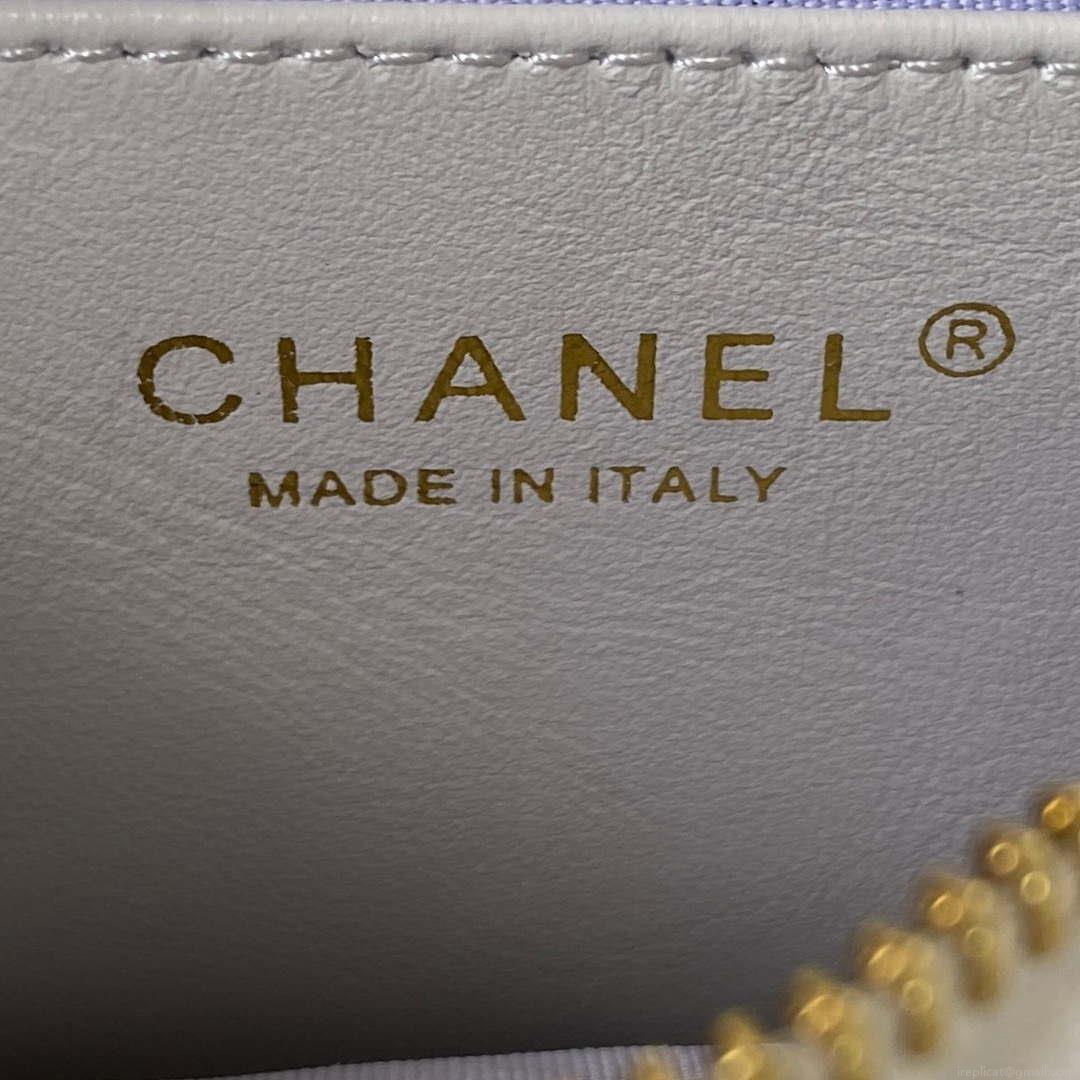 Chanel AS3562 Ssmall Hobo Handbag Lambskin White