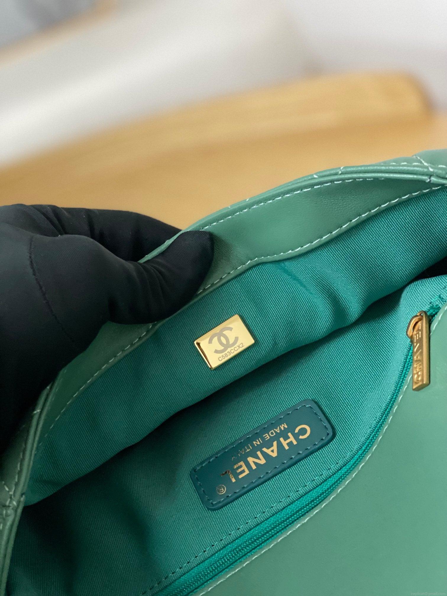 Chanel AS3777 Flap Bag Lambskin & Gold-Tone Metal Green