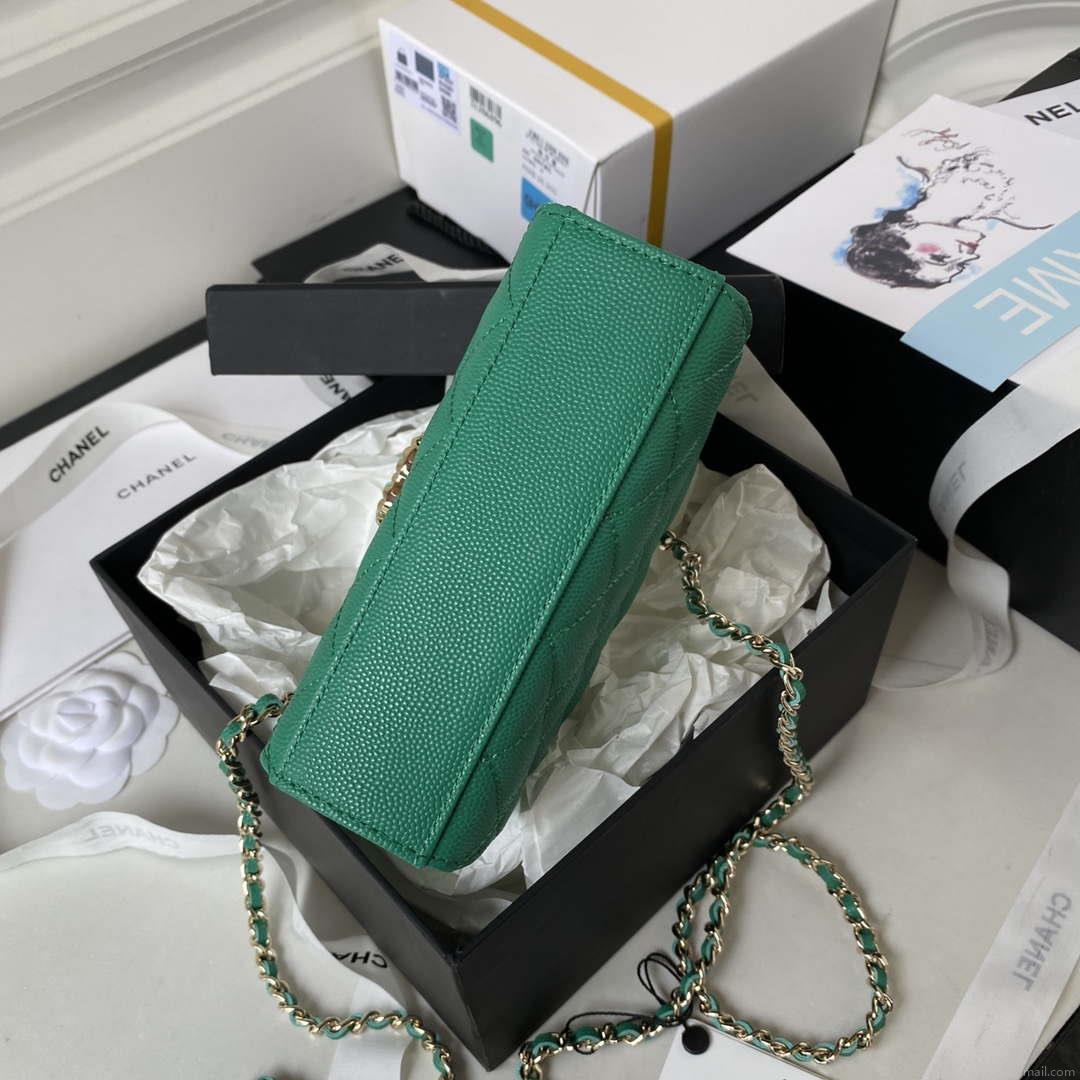 Chanel AP3237 Clutch with chain Grained Shiny Calfskin Gold With Handle Bag Green