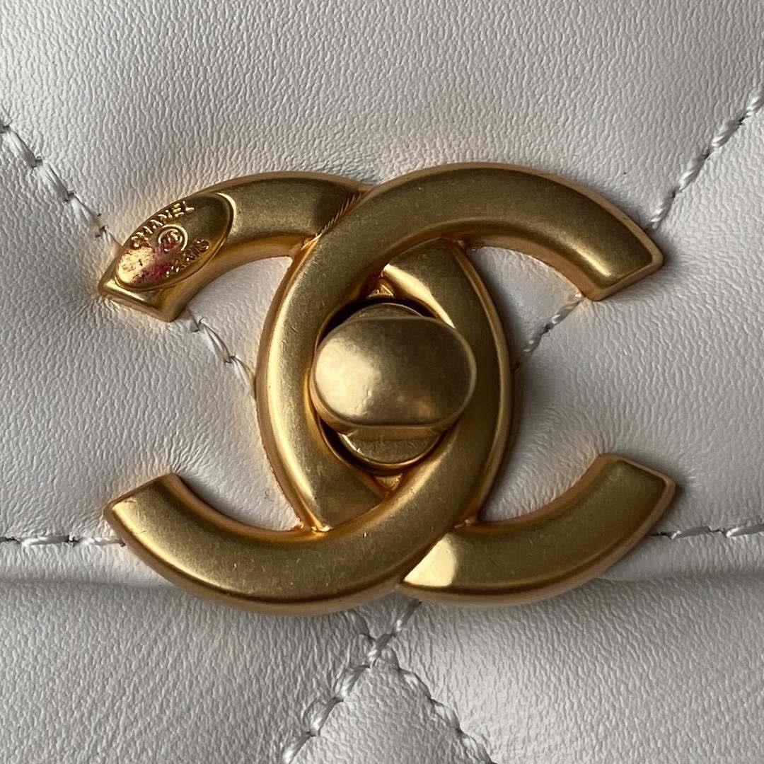 Chanel AS3384 Backpack Chain bag lambskin White