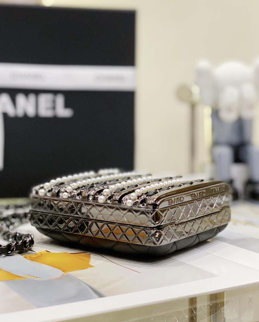 Chanel 22K Evening Bag With Pearls Black and Silver