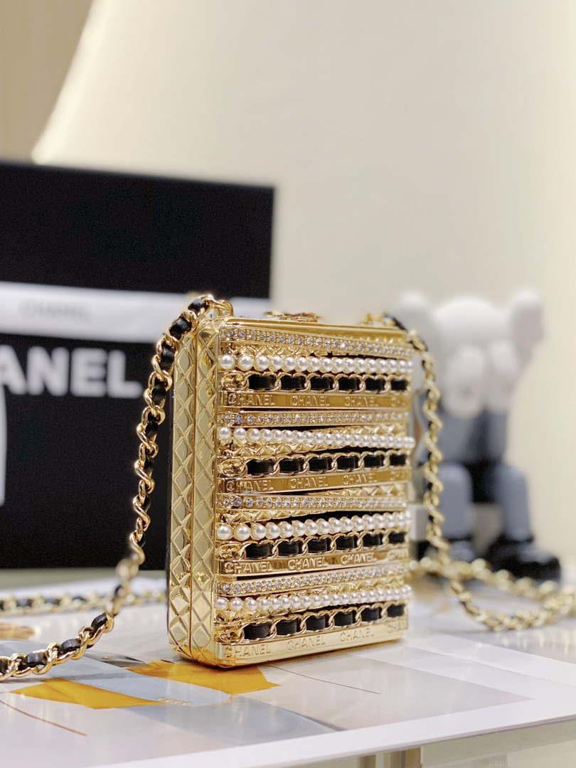 Chanel 22K Evening Bag With Pearls Black and Gold