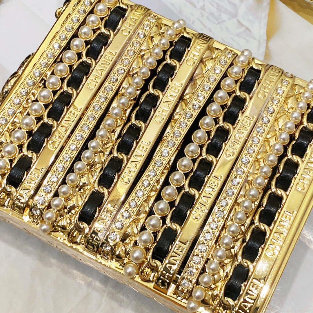 Chanel 22K Evening Bag With Pearls Black and Gold