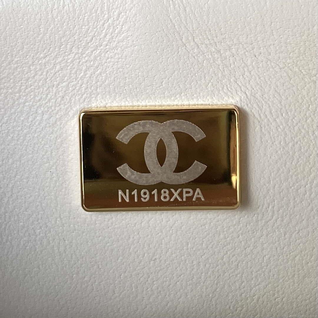 Chanel AS3970 Flap Bag with top handle Lambskin gold tone metal White