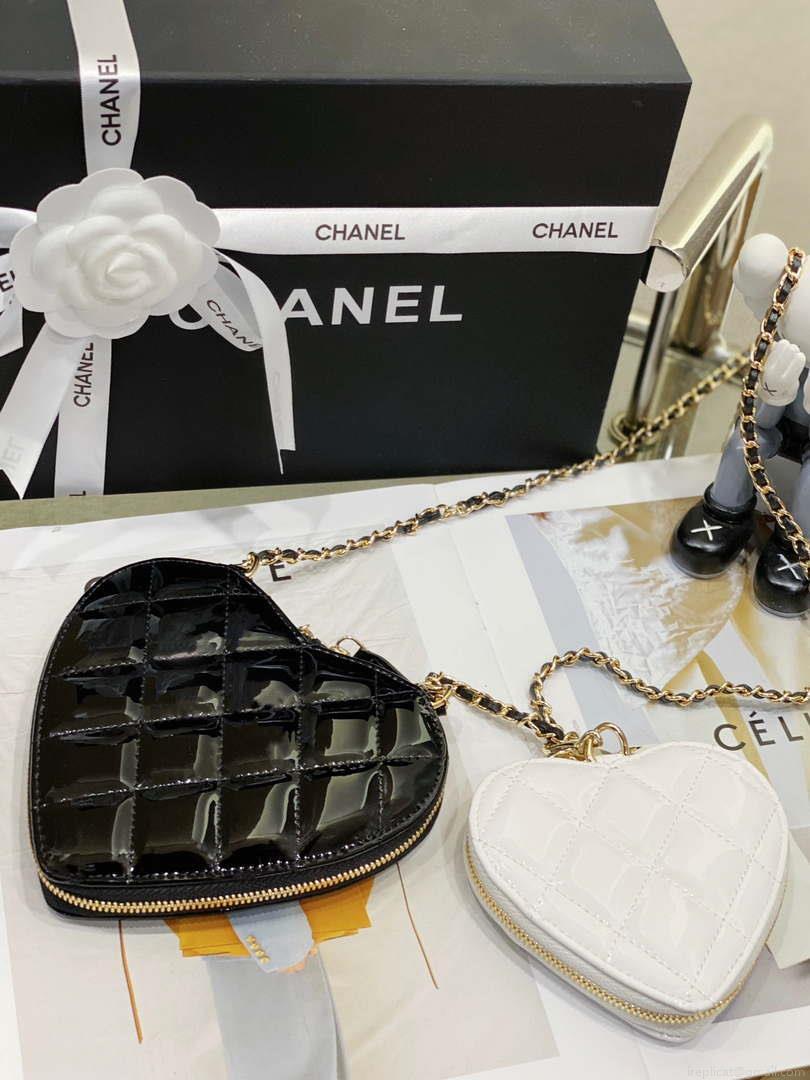 Chanel AS3295 Heart Clutch with Chain Lambskin Gold-Tone Metal Black and White