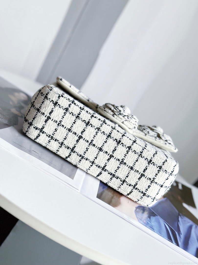 Chanel A1116 Mini Flap Classic Handbag Tweed & Silver-Tone Metal White